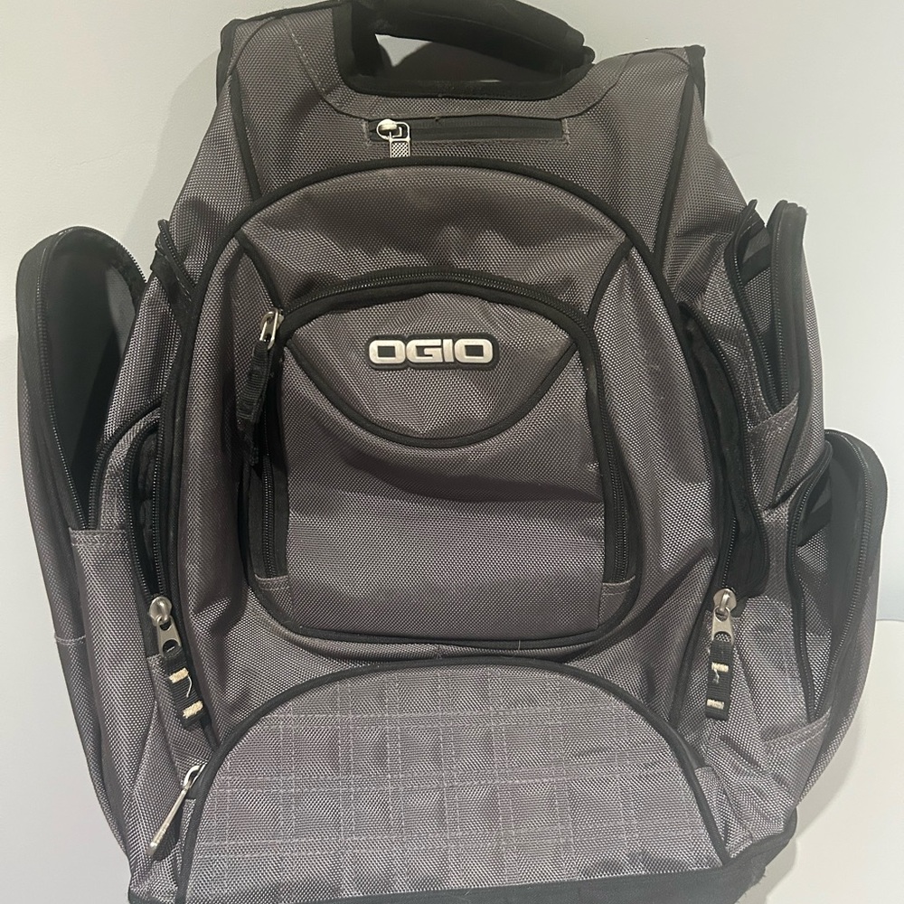 Laptop backpack